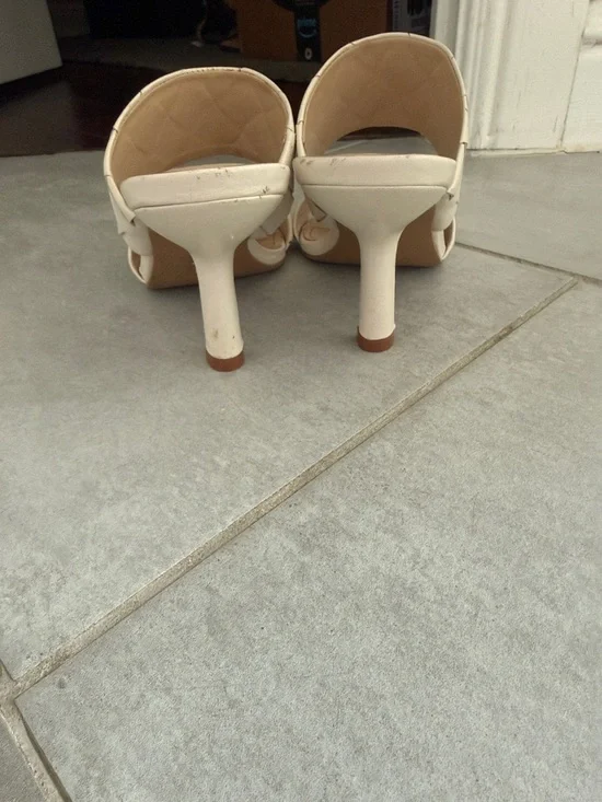 Vince Camuto Off-White Braided Two-Band Slide Mules - Picture 3 of 5